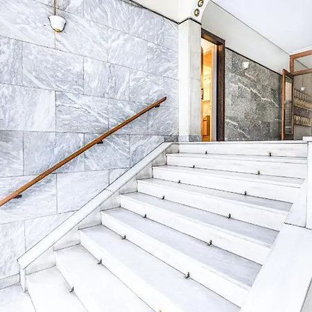 Luxury In The Heart Of The - 1br *