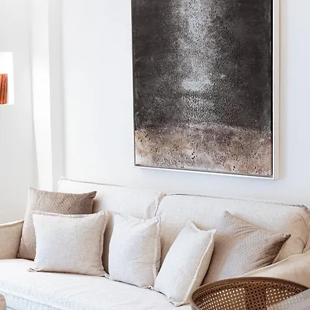 Luxury In The Heart Of The - 1br Apartment *