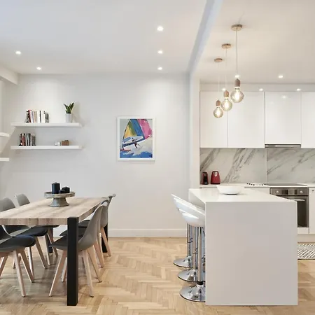 Spacious 2bd In Prime Location Next To Divani