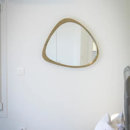 Lush Sapphire Steps From Acropolis & Plaka! Apartment Athens