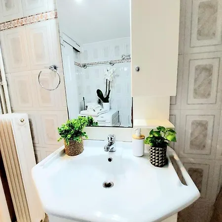 Διαμέρισμα Lovely Equipped In Kallithea Αθήνα