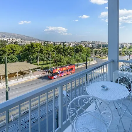 Lush Sapphire Steps From Acropolis & Plaka! Apartment *