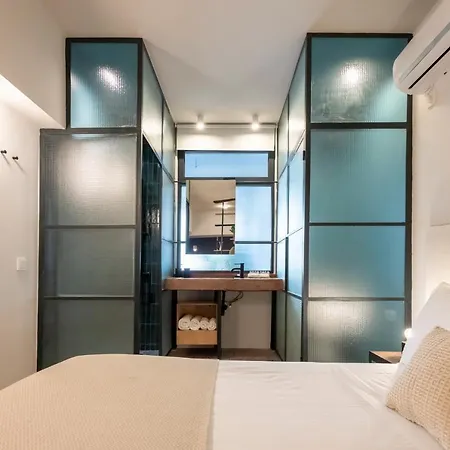 Hidesign The Getaway Apartment *