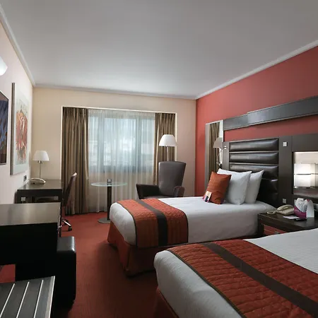 Crowne Plaza Centre By Ihg Hotel