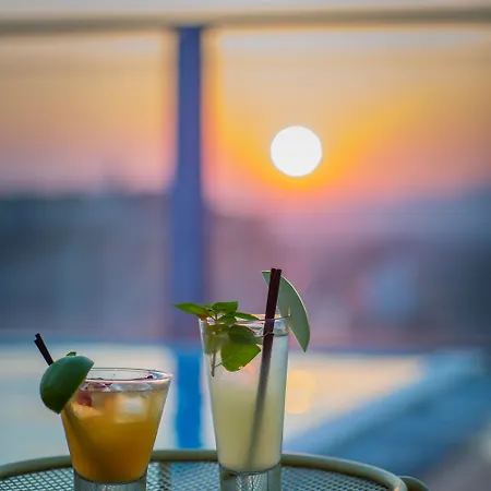 Novus 4* Athen