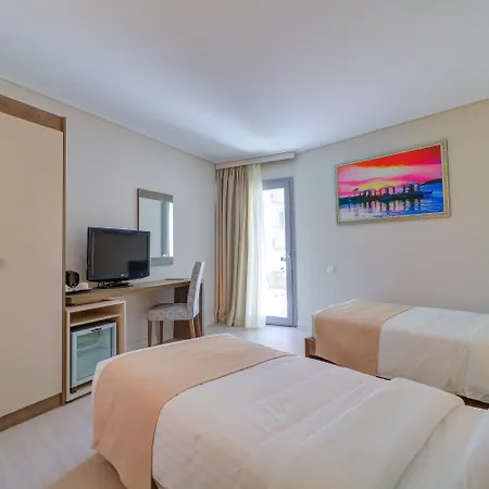 Palace Glyfada Hotel