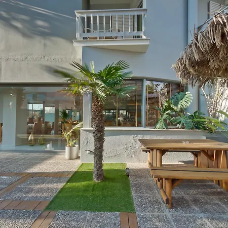 Palace Glyfada 4* Ateny