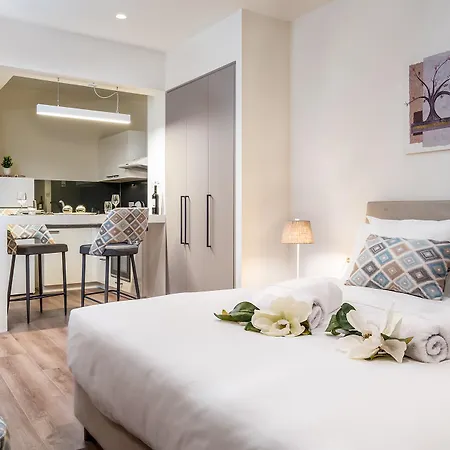 Urban Nest - & Aparthotel 4*