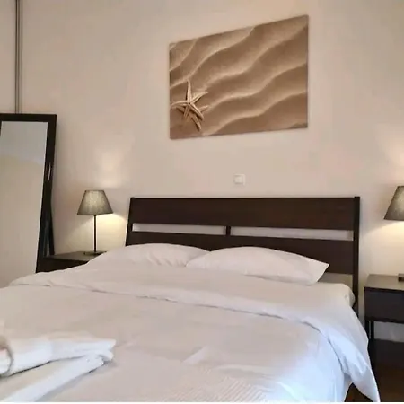 Stylish -modern Heart Of Marousi Appartamento Atene
