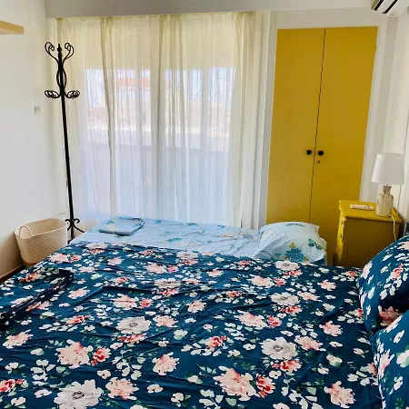 Lovely 50 Sq Penthouse & 25 Sq Balcony @ Glyfada