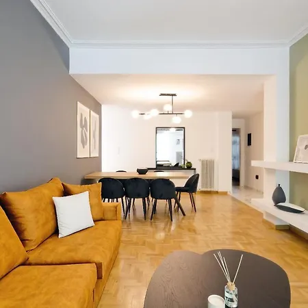 Elegant Big In Center With Balcony Aten