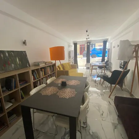 And Work In Kolonaki * Αθήνα