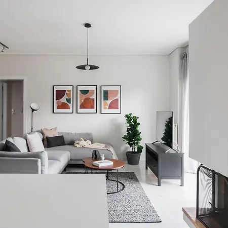 Magnificent 2br In Marousi By Upstreet *
