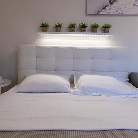 Apartment Acropolis House