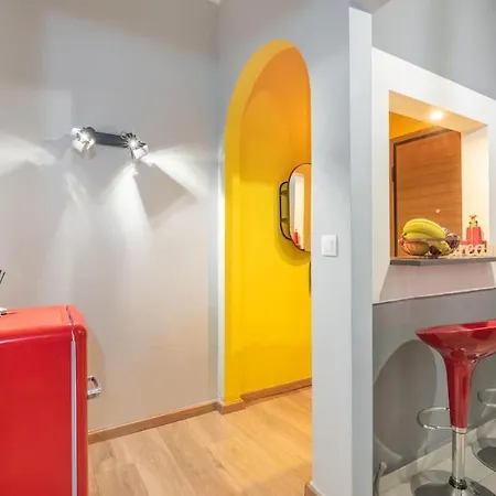 The Hostmaster Hollywood Space * Athens