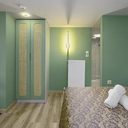Urban Tales Aparthotel