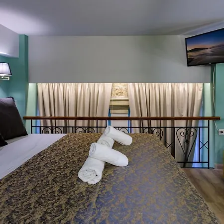 Urban Tales Aparthotel