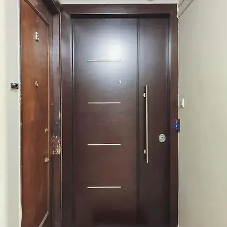 Apartment Charming Contemporary 2 Bedroom *