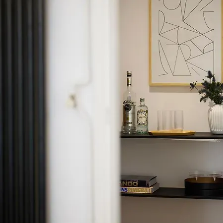 Mandra Living-kolonaki *