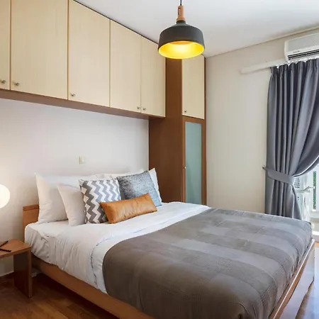 Apartment Beautiful 1st Floor In Marousi *