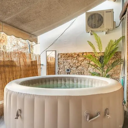 Openair Hot Tub/big Balcony/great Boutique