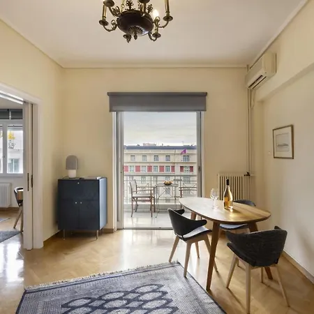 Daire Valaoritou 6os - An Aristocratic 1 Bedroom In The Hear