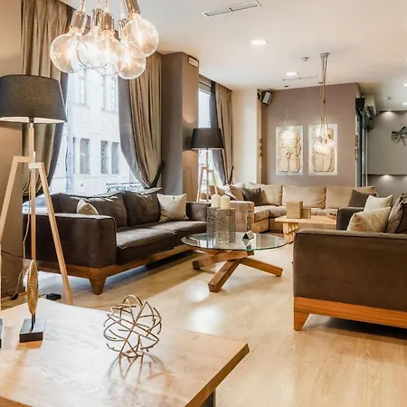 Acropolis Select 3* Atena