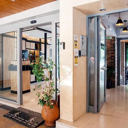 Athens Studios 4* Athene