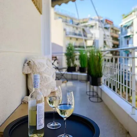 Boho Luxury 2 Bedroom Apartment, Acropolis Museum View