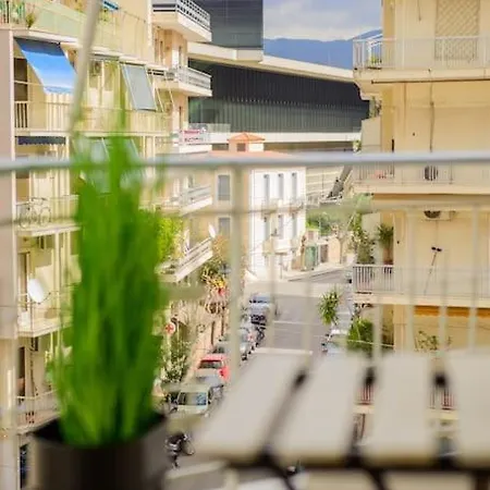 Boho Luxury 2 Bedroom Apartment, Acropolis Museum View Apartment