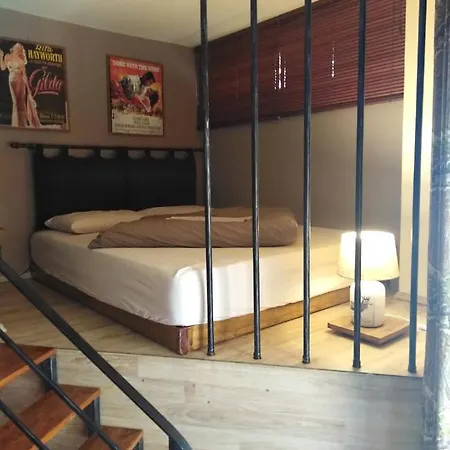 The Heart Of Plaka Apartment Athens