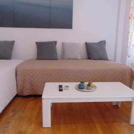 Διαμέρισμα Lovely Equipped In Kallithea *