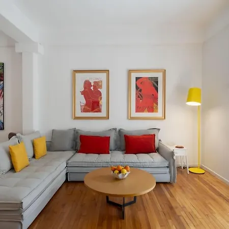 Ebullience - Stylish & Chic Appartement