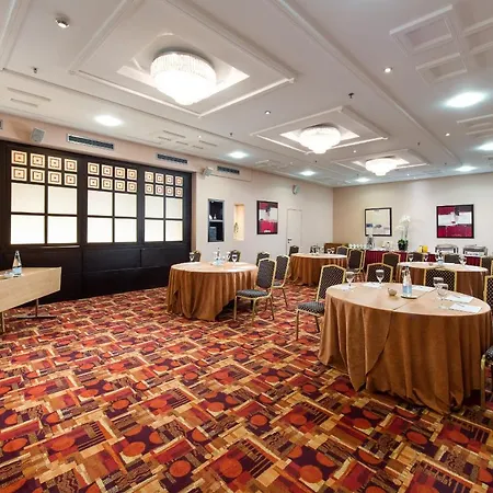 Hotel Crowne Plaza Centre By Ihg