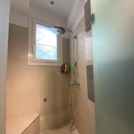 Apartment λabirinthia *