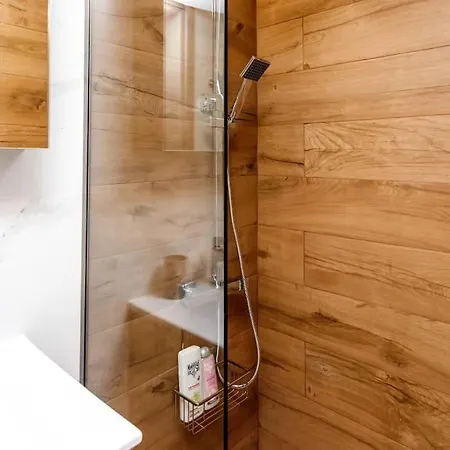 Apartment Lk -b- Metro Larissis 6' Walk - Athen