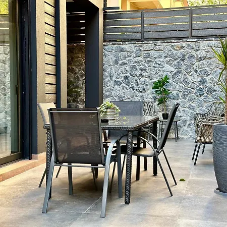 T&t Luxury - Rooftop Jacuzzi * Atenas