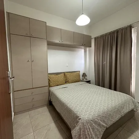 Apartament καλαισθητο διαμερισμα διπλα στο μετρο Ateny