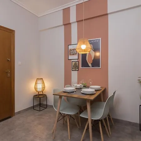 Spacious 2 Bedroom In Koukaki Apartment Athens
