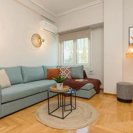 Apartment Spacious 2 Bedroom In Koukaki