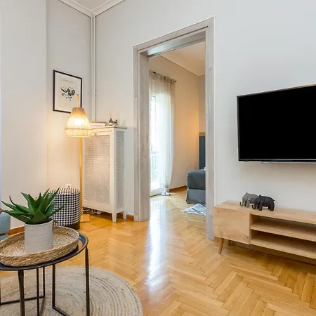 Apartment Spacious 2 Bedroom In Koukaki *