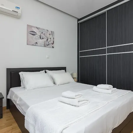 Apartment Classic 1 Bedroom In Pagrati