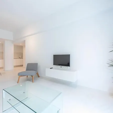 Appartement Charming 1br Apt In The Center Of *