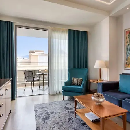 Electra Metropolis מלון 5*