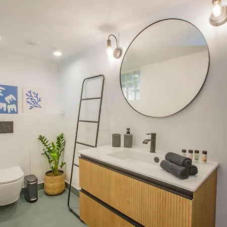 Petra & Phos Acropolis Luxury Apartment