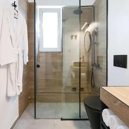 Διαμέρισμα Prime Location Exec 2bd By Live&travel *