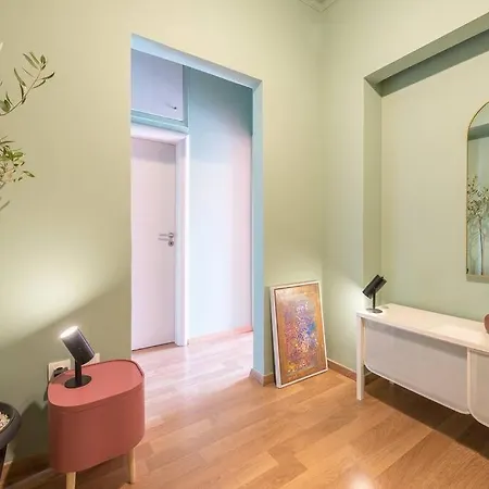 Serene Getaway In Thiseio Διαμέρισμα