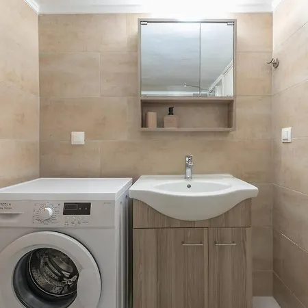 Serene Getaway In Thiseio Διαμέρισμα *