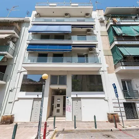 Serene Getaway In Thiseio Διαμέρισμα