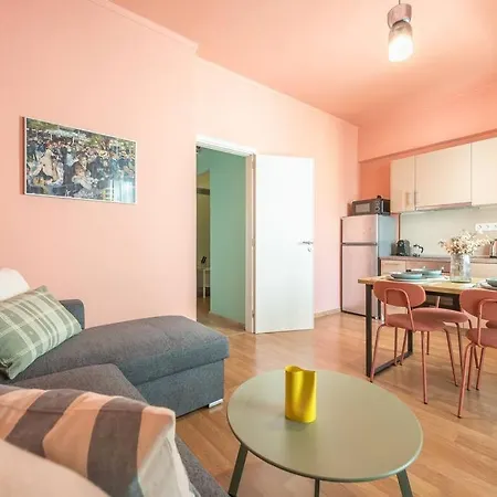 Serene Getaway In Thiseio Διαμέρισμα *